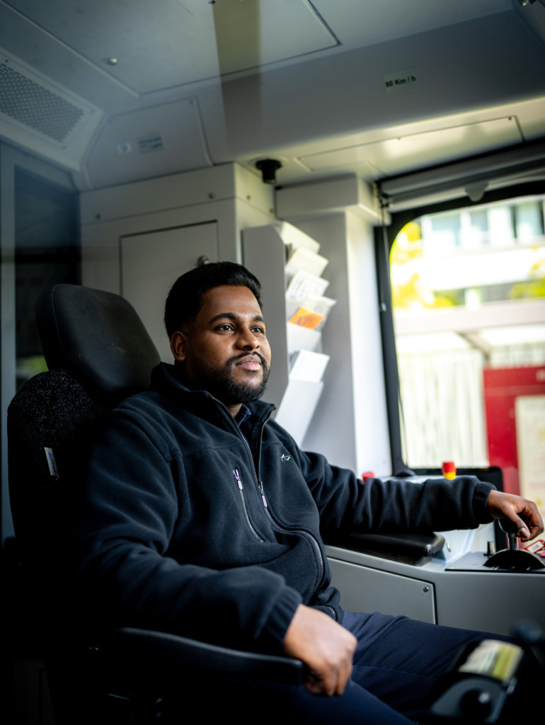 Straßenbahnfahrer*in